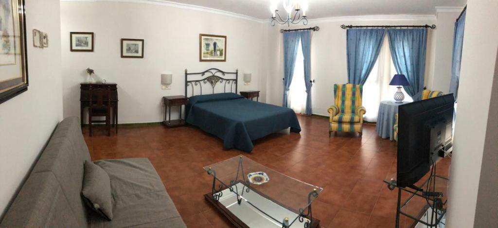 Hotel La Yedra Antequera Exteriör bild
